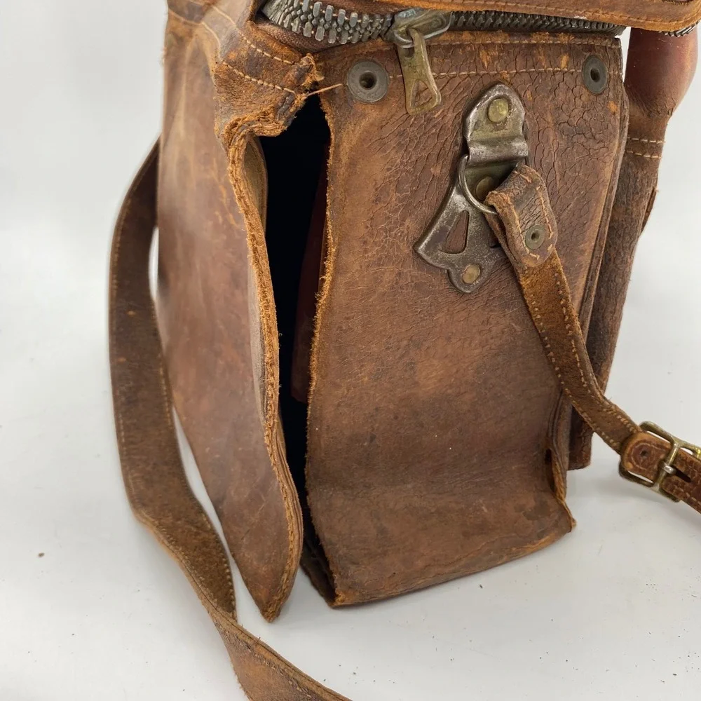 Vintage Emmet California Brown Leather Messenger Bag Distressed Cowhide USA Made